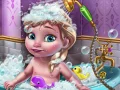 Игра Малышка Ледяная королева: развлечения в душе онлайн
