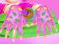 Игра Малышка Тейлор: Уход за руками онлайн