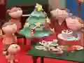Игра Рождественский пазл Куклы из глины онлайн