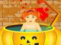 Игра Маленький ребенок: Купание на Хэллоуин онлайн